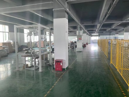 并聯機器人生產場地